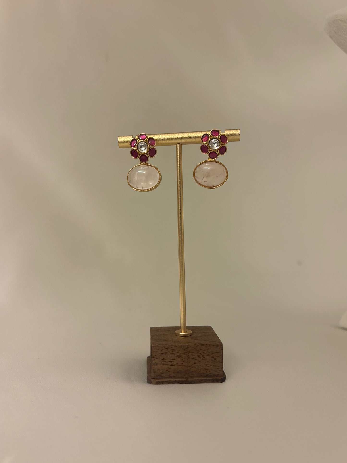 GUL square pendant choker