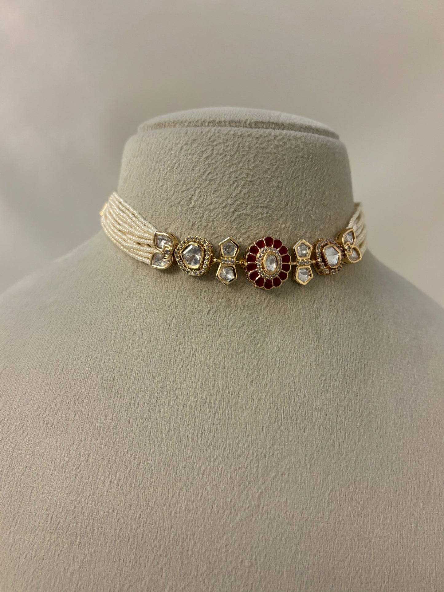 NOOR Ruby Pendant Choker