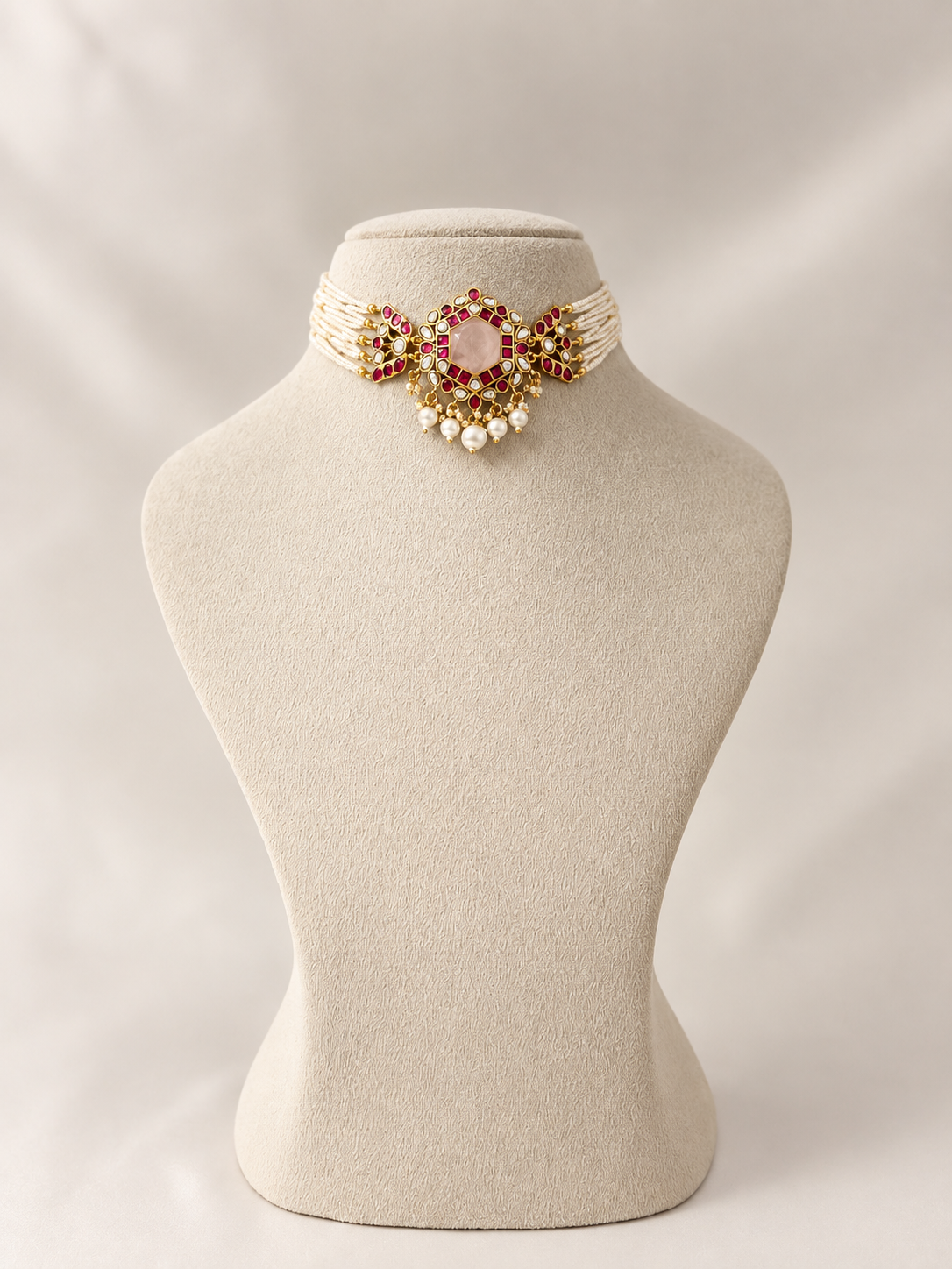 GUL Pearl Choker