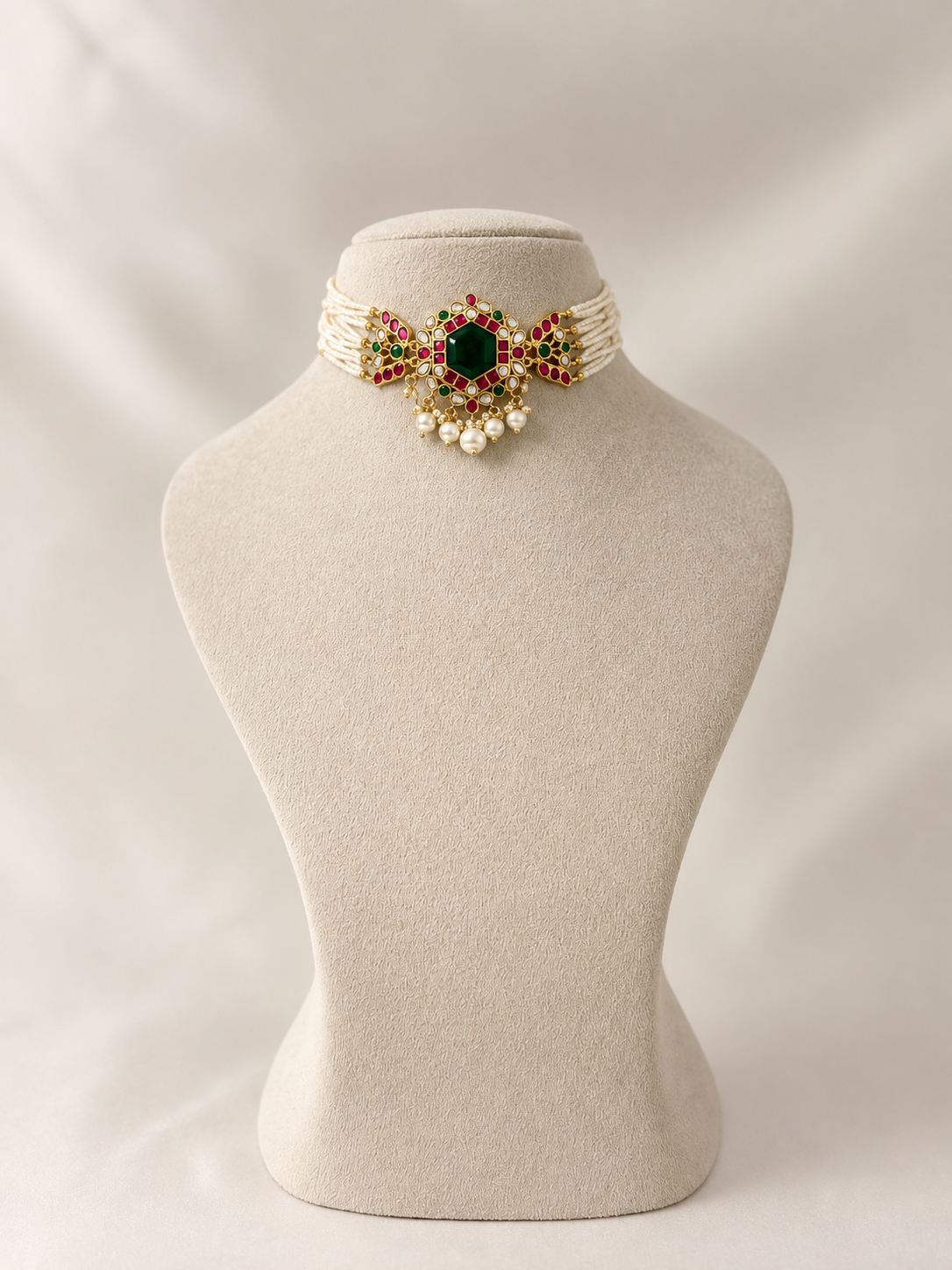 GUL Pearl Choker