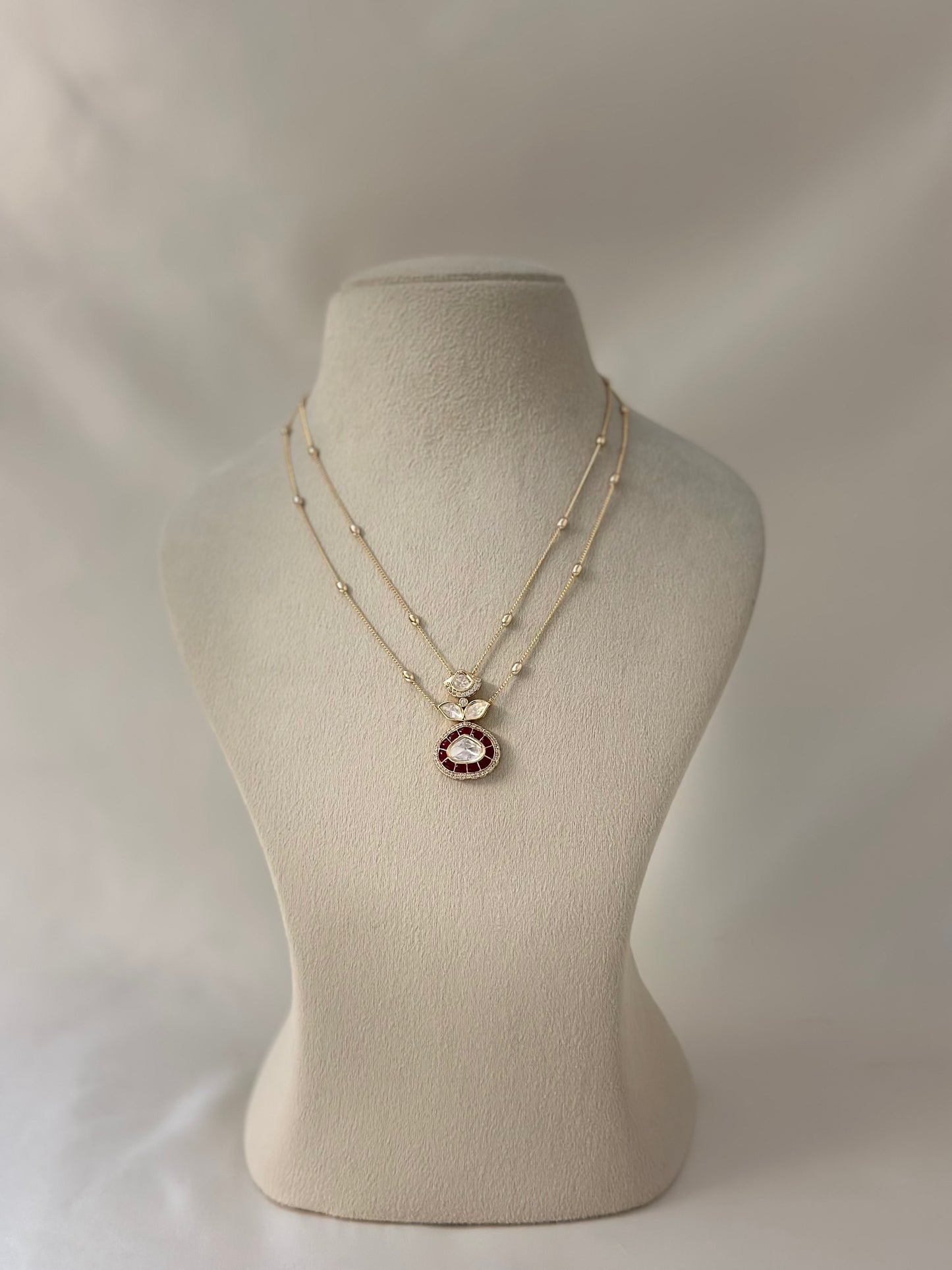 NOOR Layered Choker