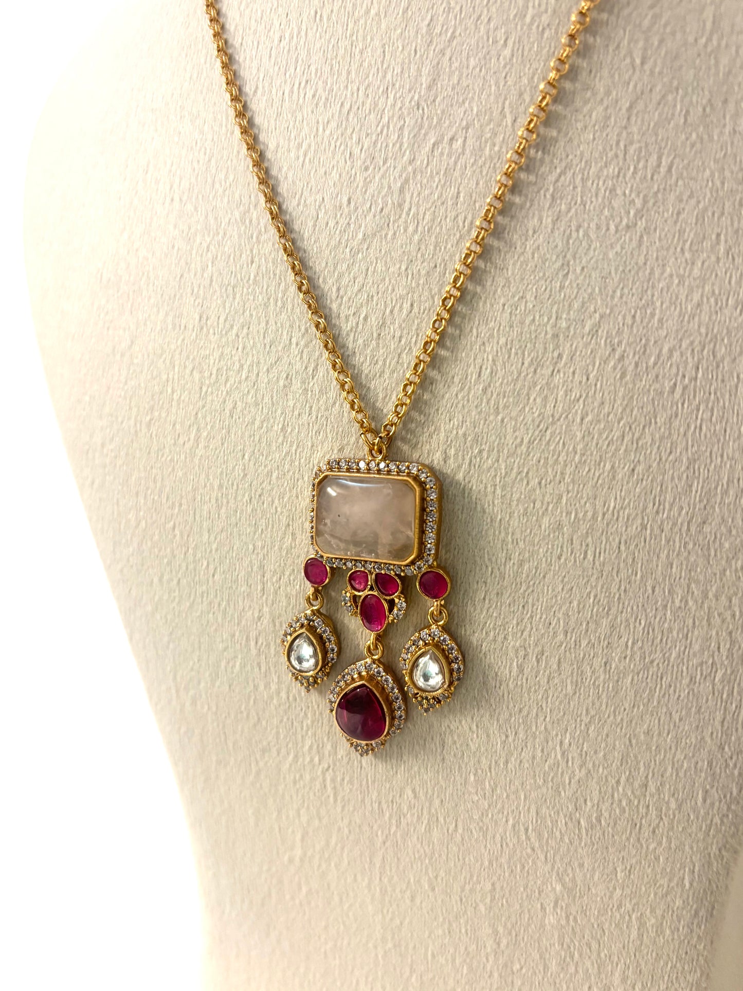 GUL Chain Necklace