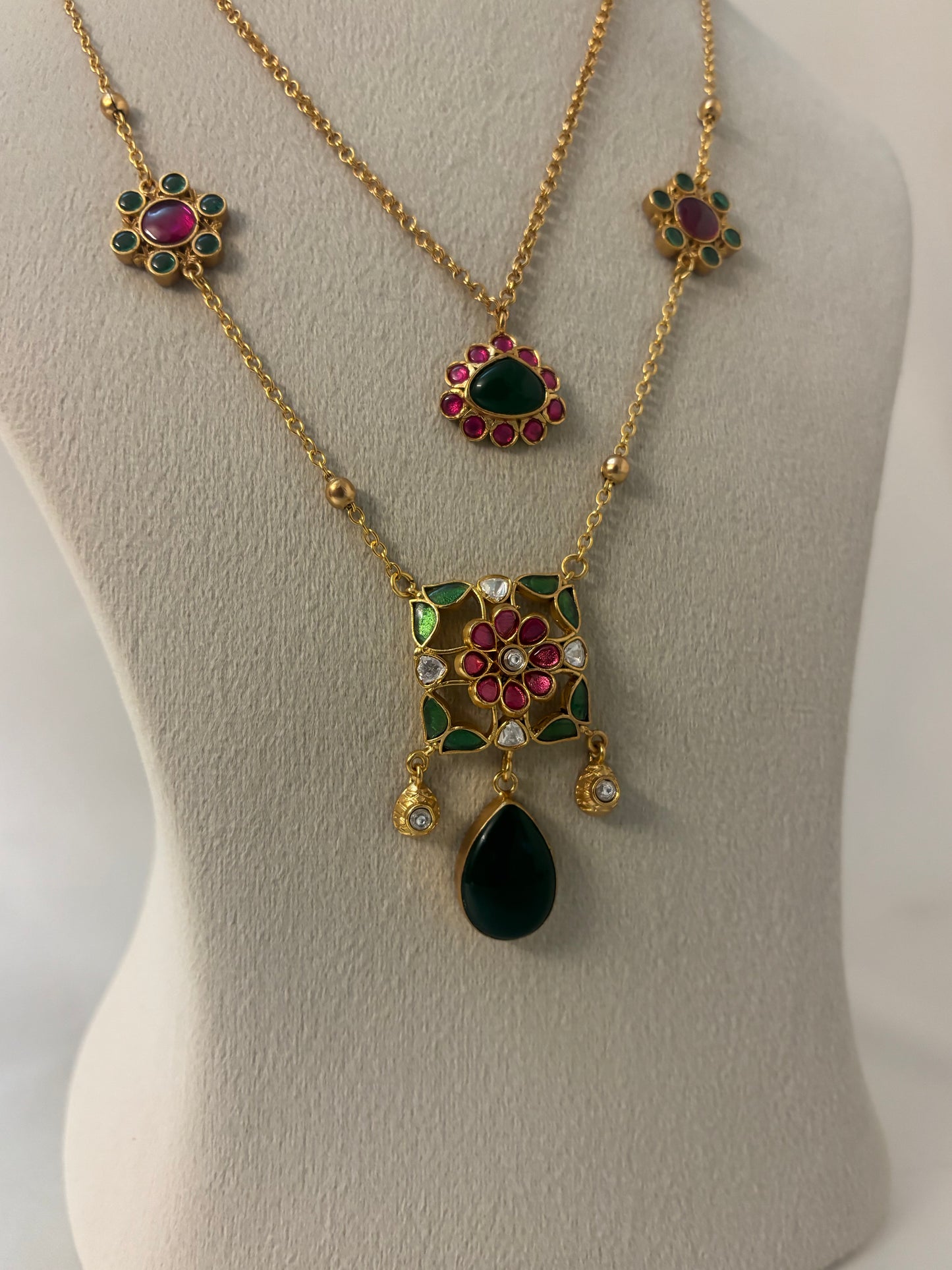 GUL layered necklace