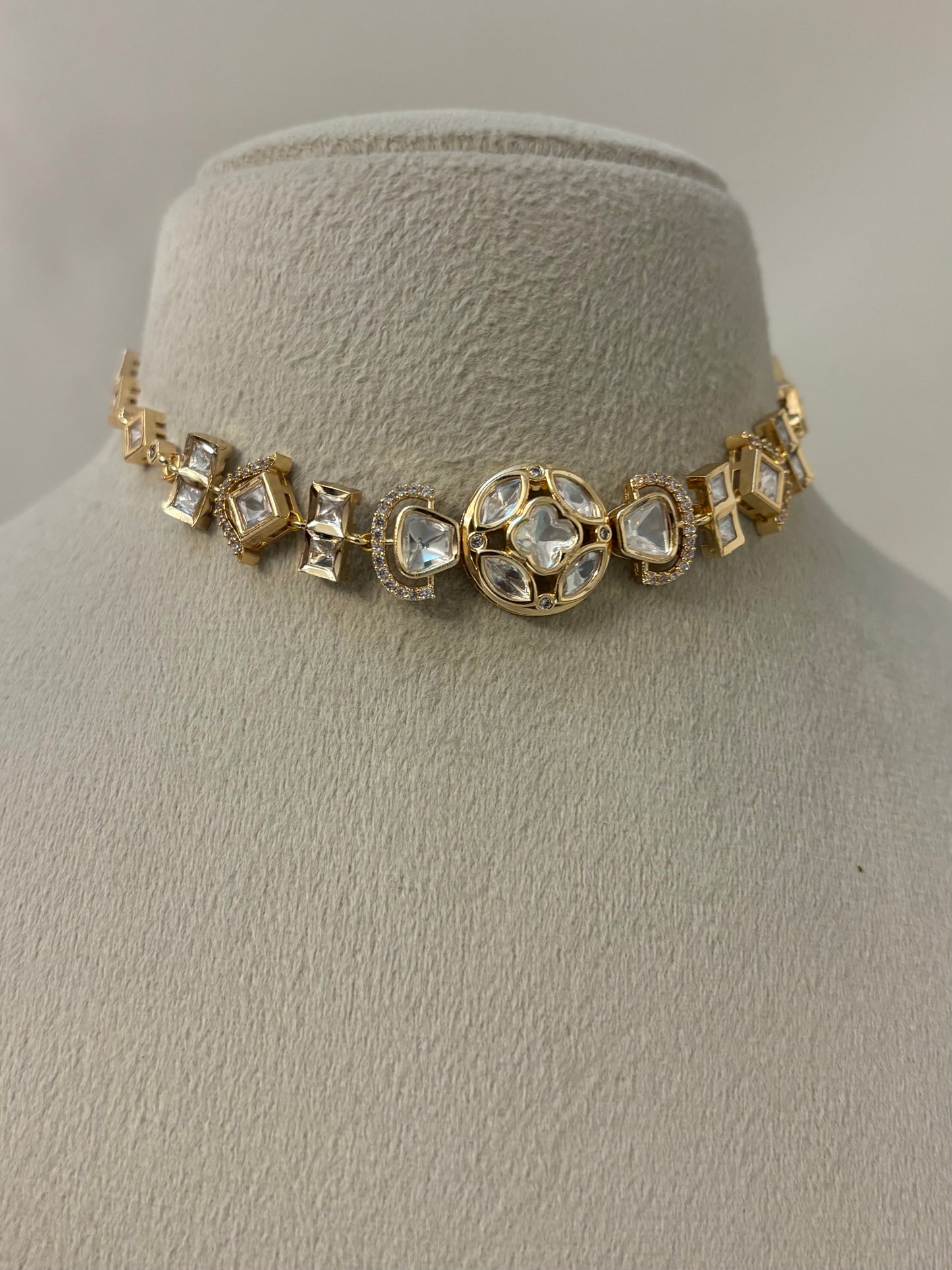 NOOR Statement Necklace